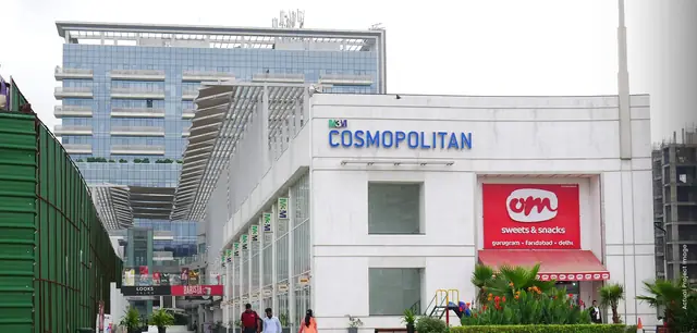 M3M Cosmopolitan – main facade with shopfronts (actual photograph)