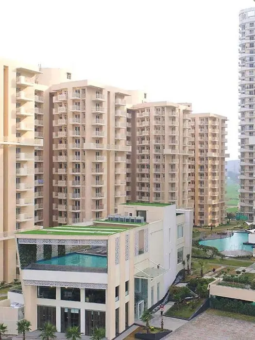 M3M Flora 68 – residential towers and clubhouse (actual photograph)