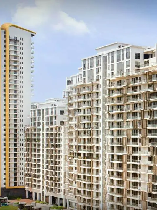 M3M Golf Estate – St. Andrews tower and Fairway residences (actual photograph)