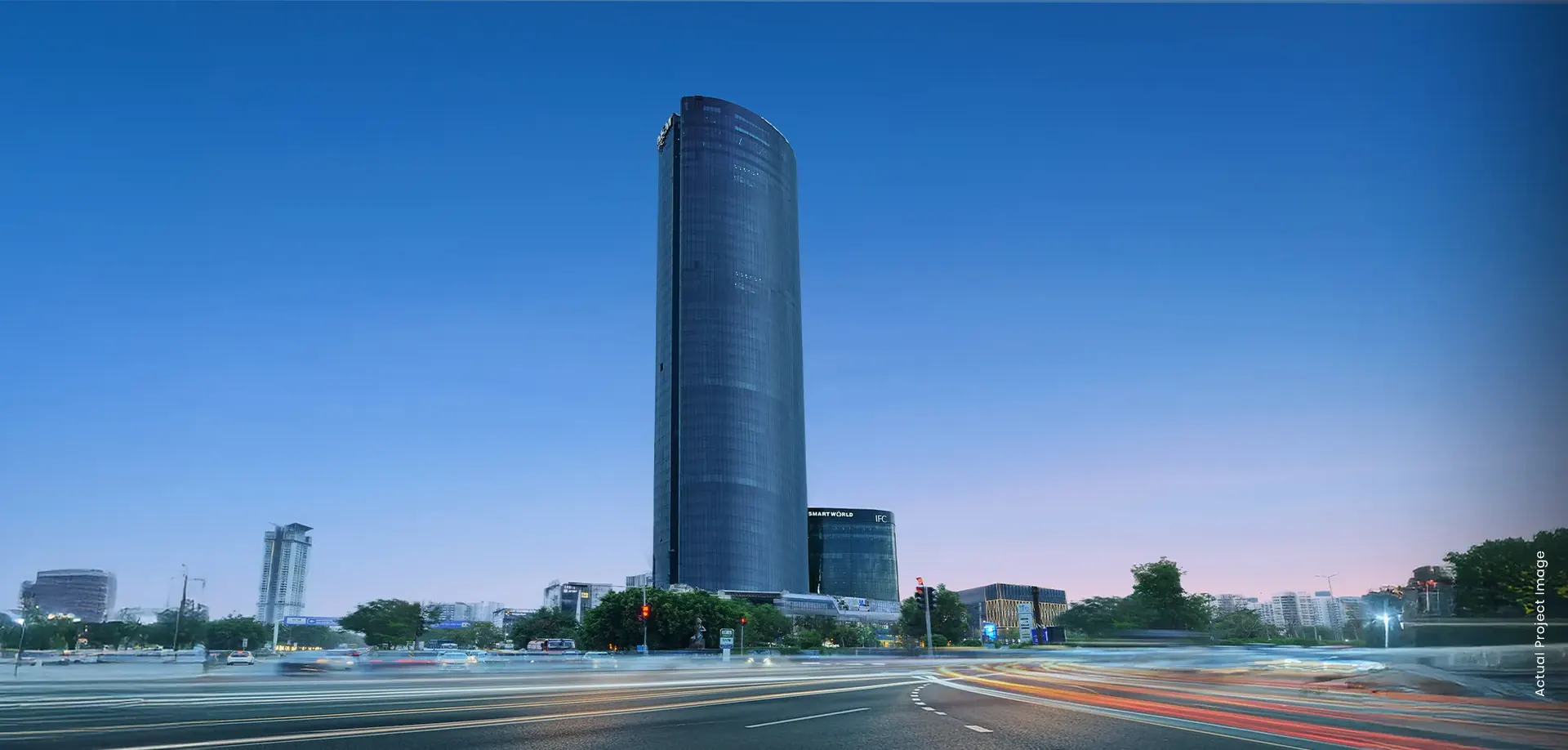 M3M IFC – the glass tower rising over Golf Course Extension Road (actual photograph)