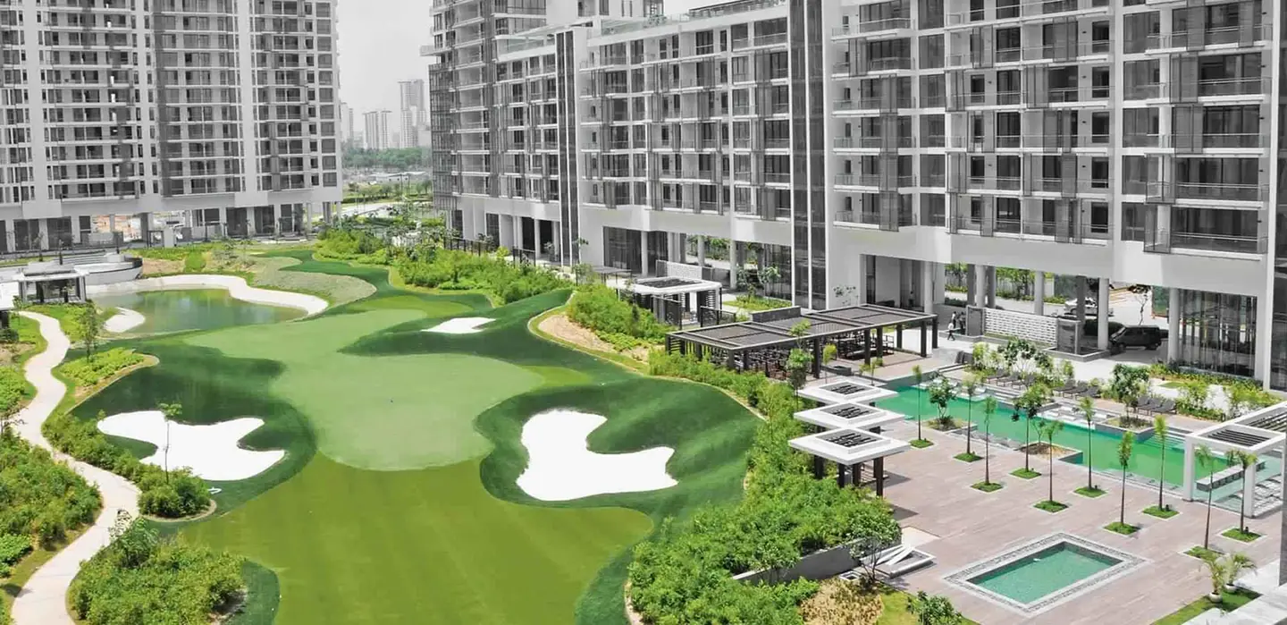 M3M Panorama Suites – golf greens and pool deck at M3M Golf Estate