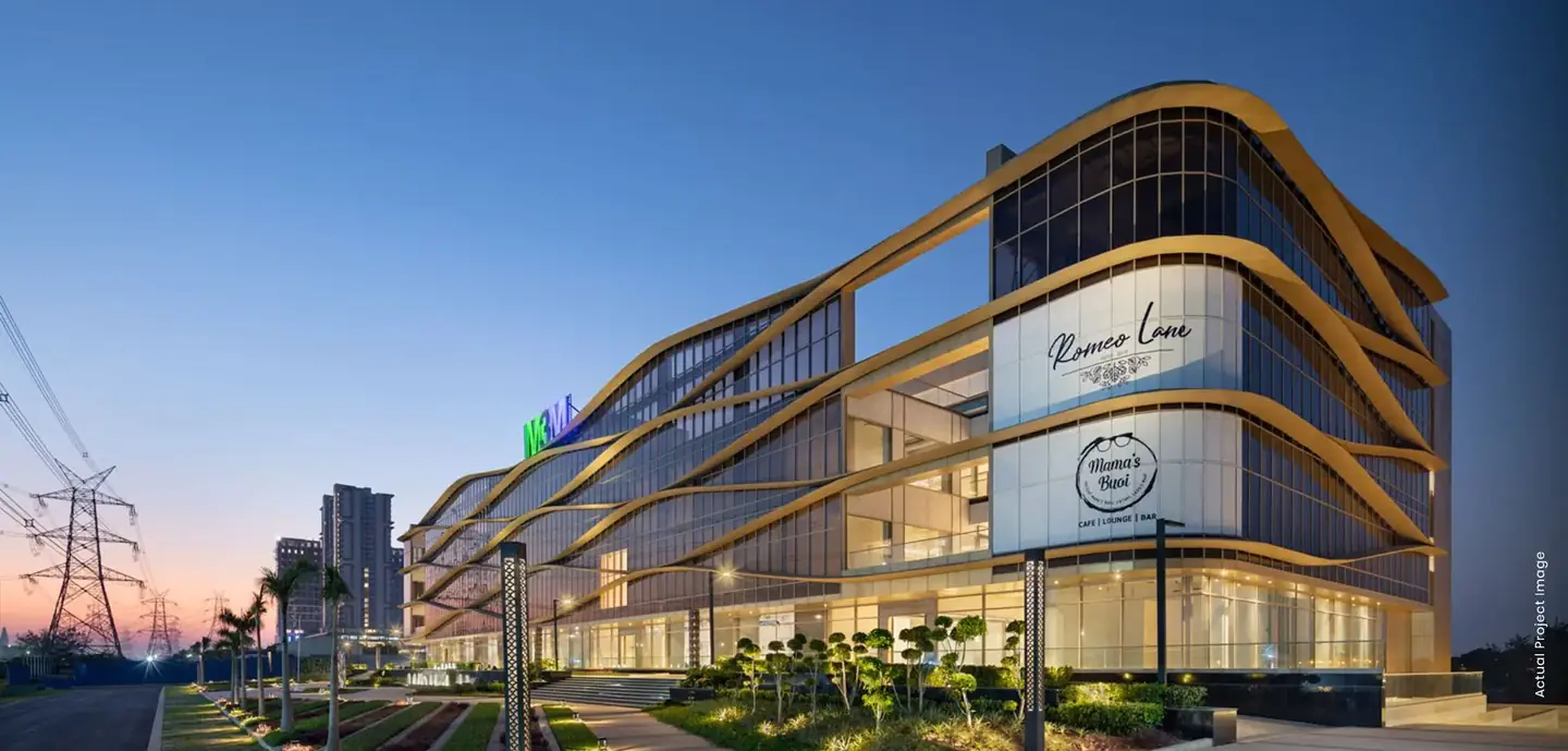 M3M Prive 73 – the completed retail building on Golf Course Extension Road